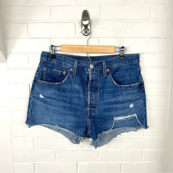 Levi’s High Rise Distressed Denim Button Fly Cutoff Shorts Size 31 - Picture 1 of 10